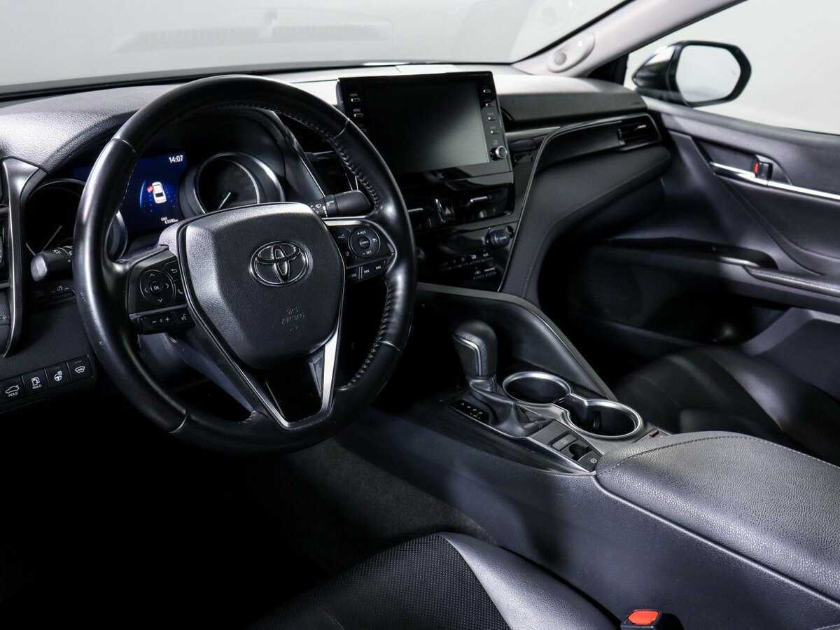 Купить Toyota Camry с пробегом. Фото: #10