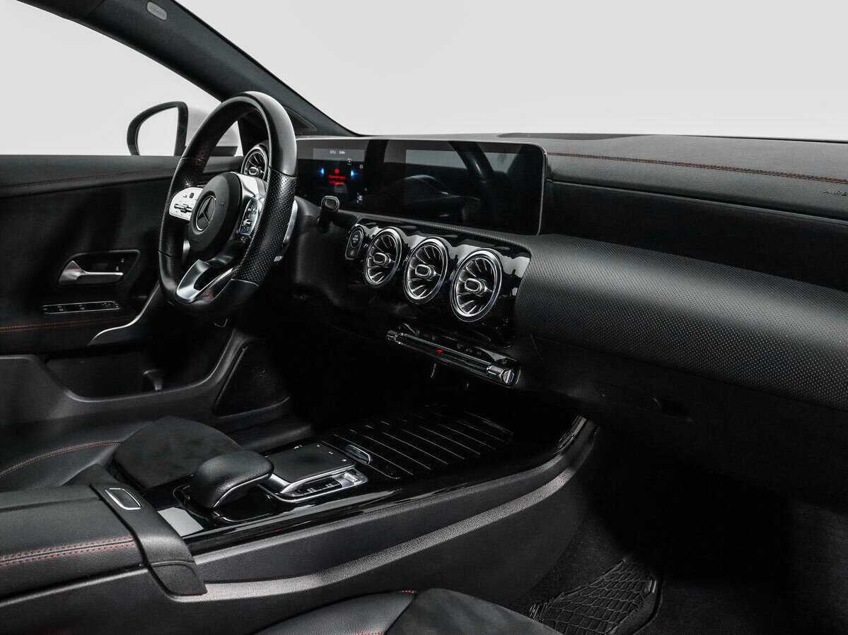 Купить Mercedes-Benz CLA с пробегом. Фото: #12
