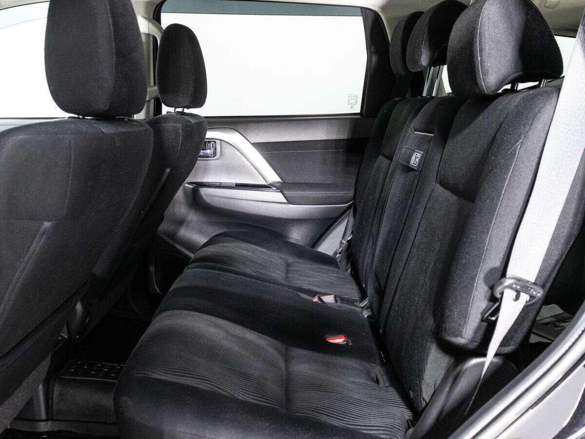 Купить Mitsubishi Pajero Sport с пробегом. Фото: #9