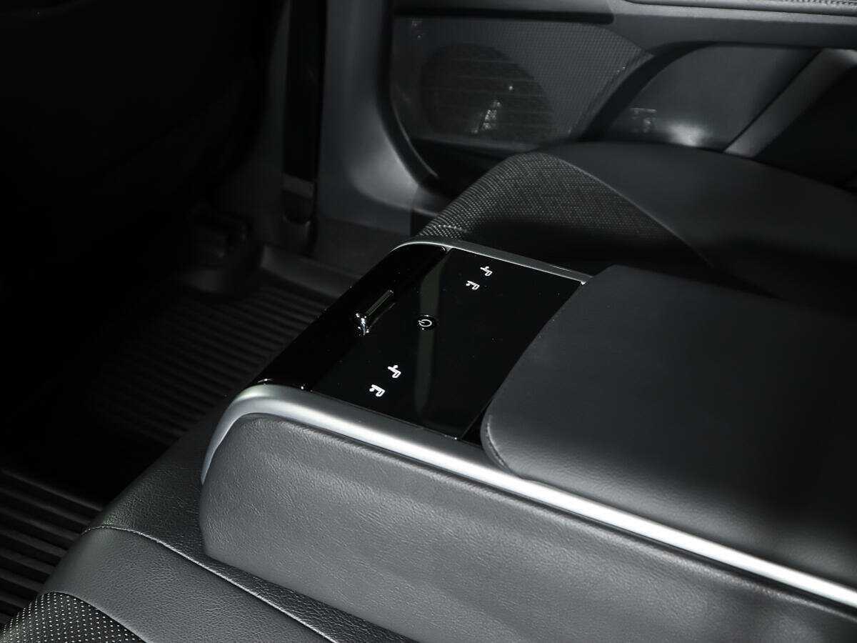 Купить Toyota Camry с пробегом. Фото: #14