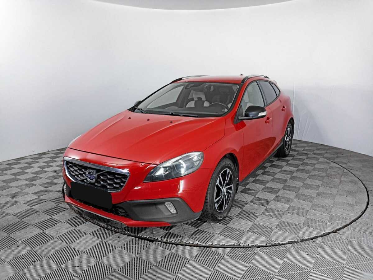 Купить Volvo V40 Cross Country с пробегом. Фото: #0