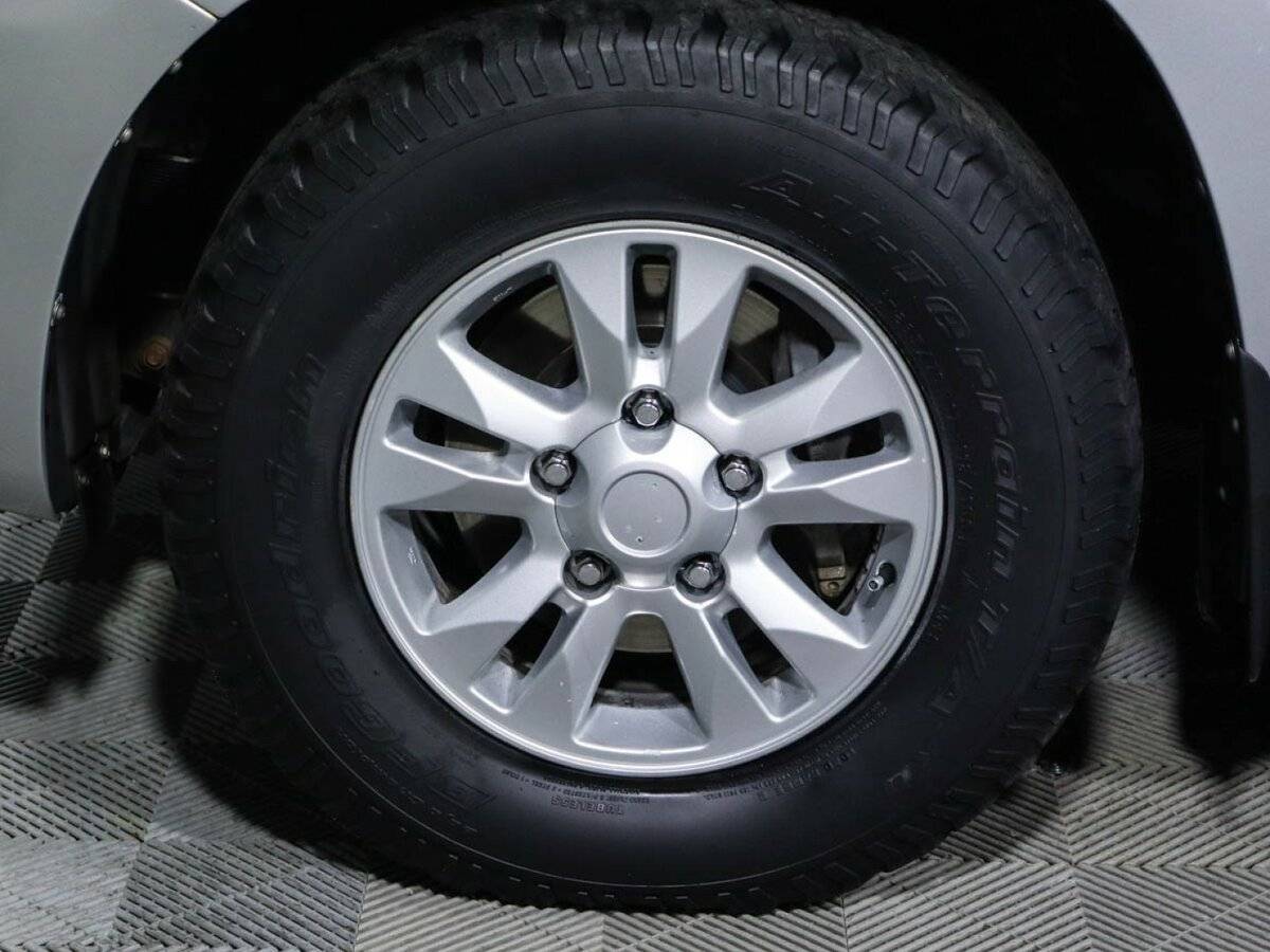 Купить Toyota Land Cruiser с пробегом. Фото: #14