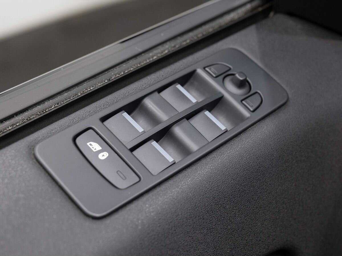 Купить Land Rover Discovery Sport с пробегом. Фото: #20