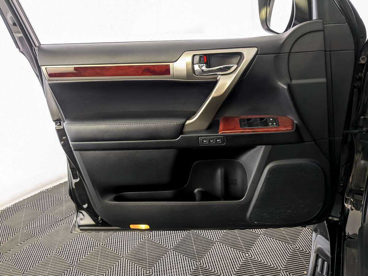 Купить Lexus GX с пробегом. Фото: #18