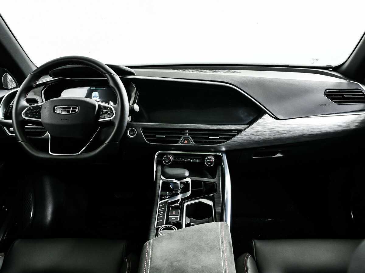 Купить Geely Tugella с пробегом. Фото: #10