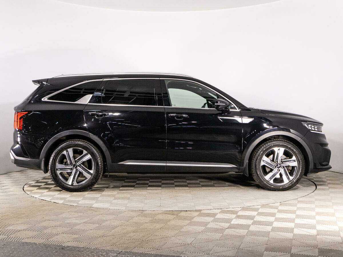 Купить Kia Sorento с пробегом. Фото: #3