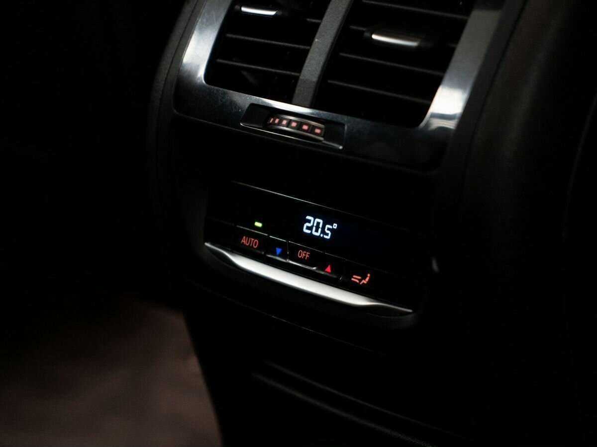 Купить BMW X3 с пробегом. Фото: #8