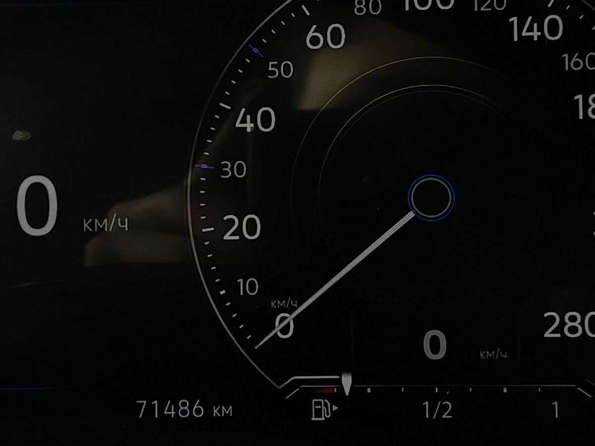 Купить Volkswagen Touareg с пробегом. Фото: #15