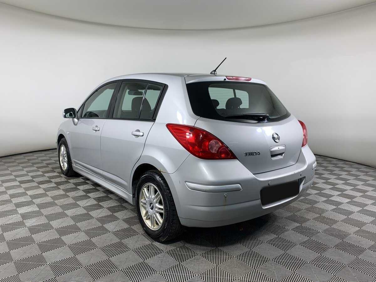 Купить Nissan Tiida с пробегом. Фото: #6