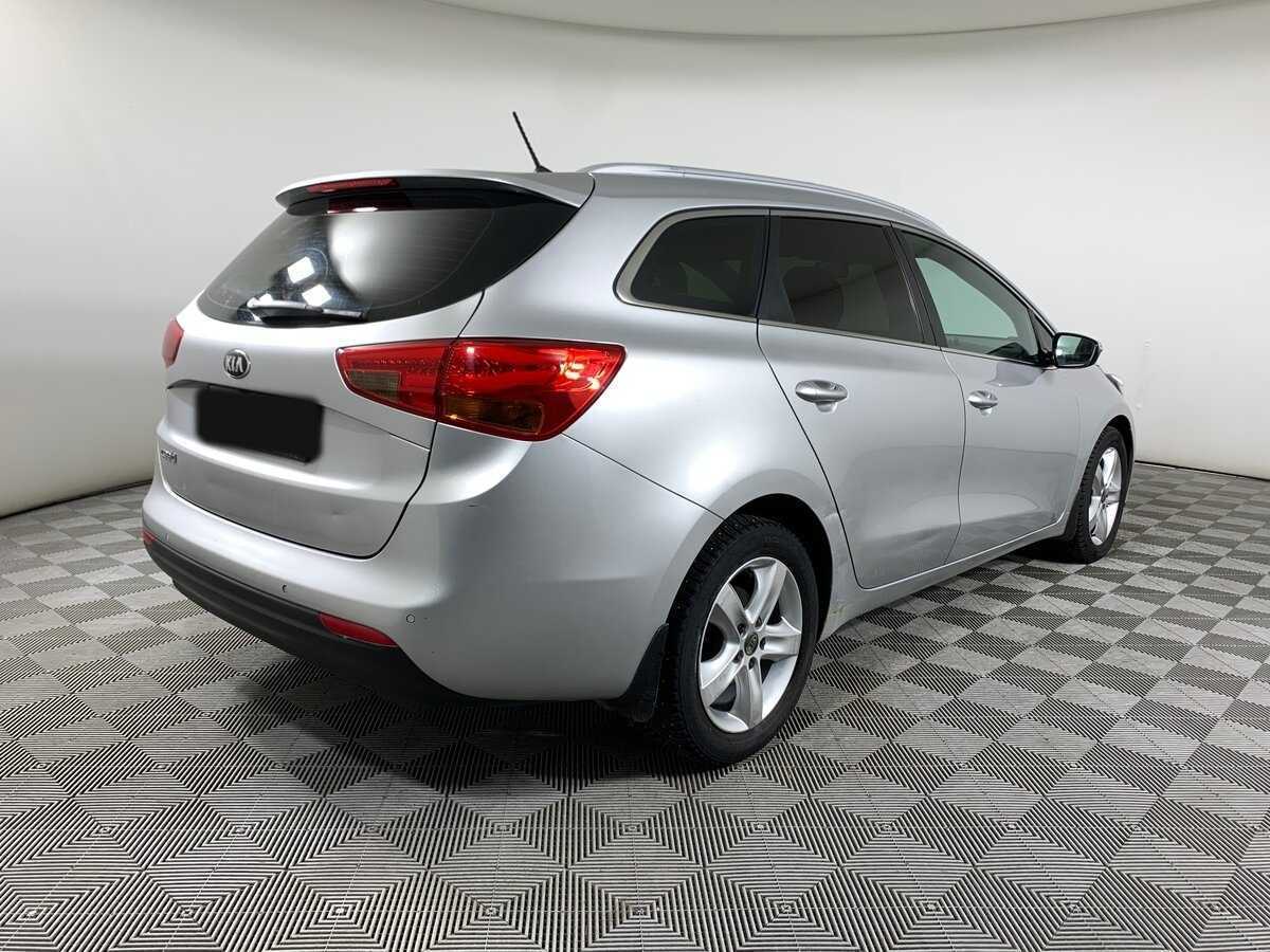 Купить Kia Ceed с пробегом. Фото: #4