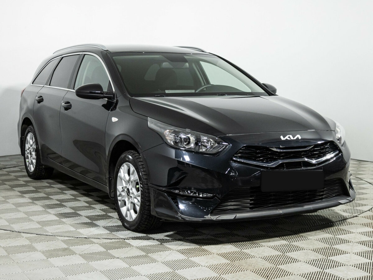 Купить Kia Ceed с пробегом. Фото: #2