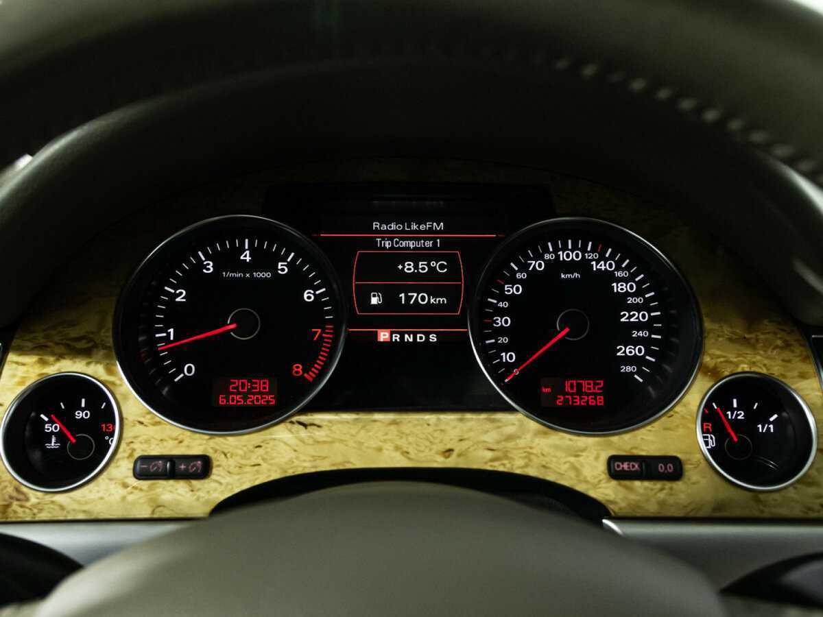 Купить Audi A8 с пробегом. Фото: #11
