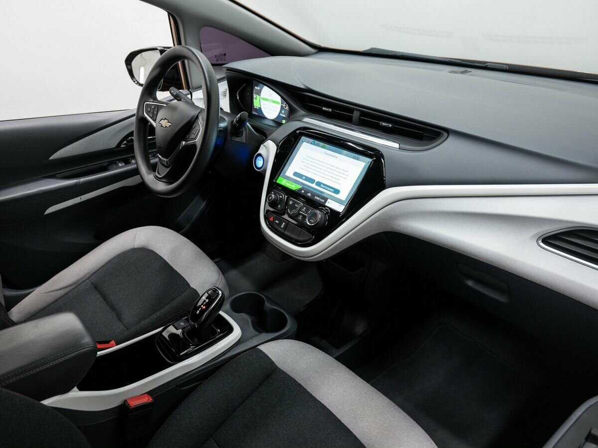 Купить Chevrolet Bolt с пробегом. Фото: #6