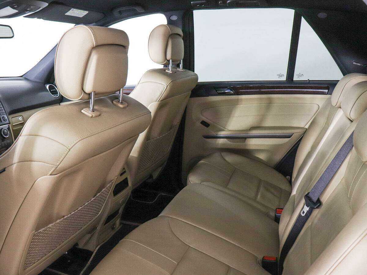 Купить Mercedes-Benz M-Класс с пробегом. Фото: #11