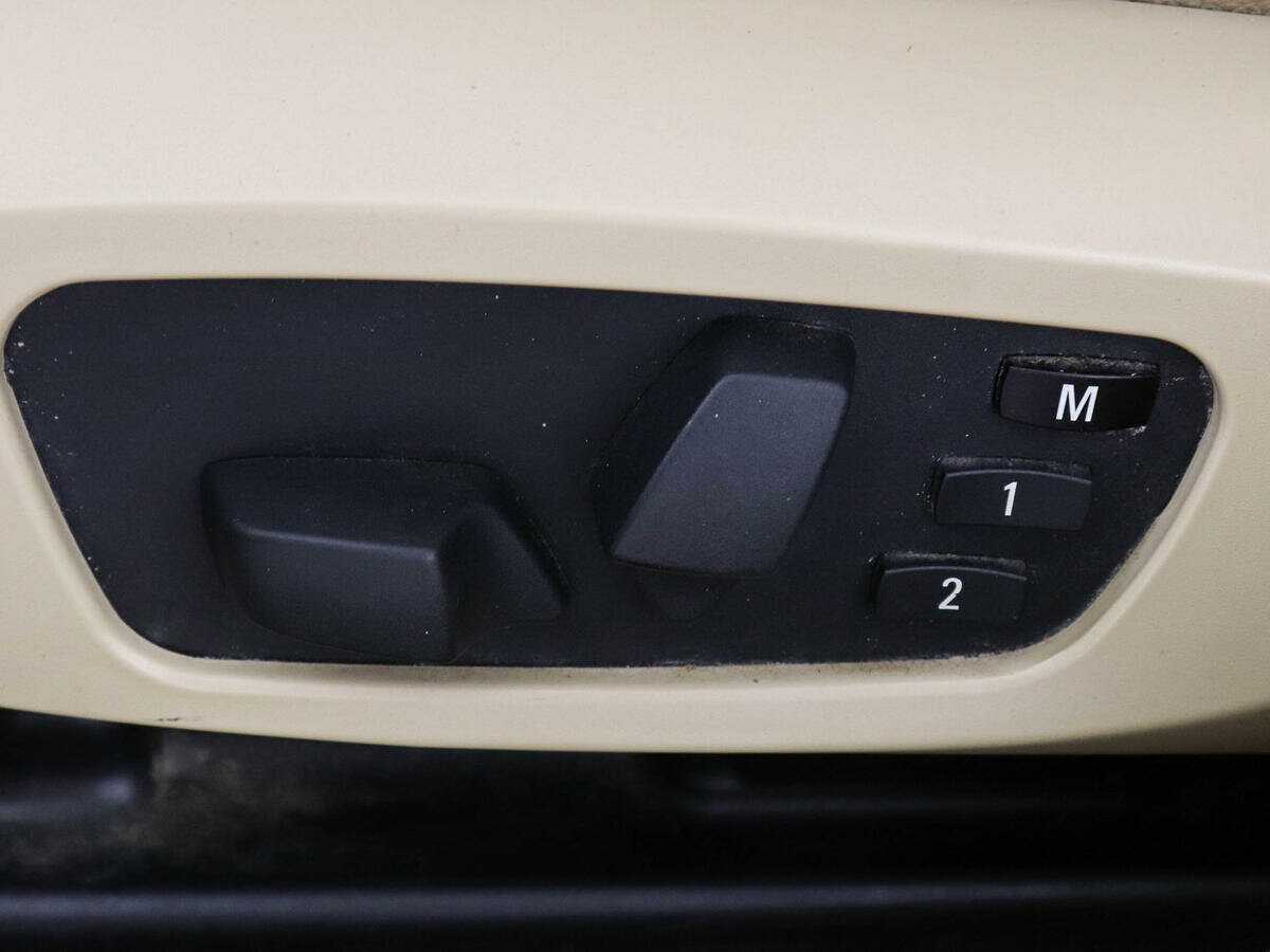 Купить BMW X1 с пробегом. Фото: #14