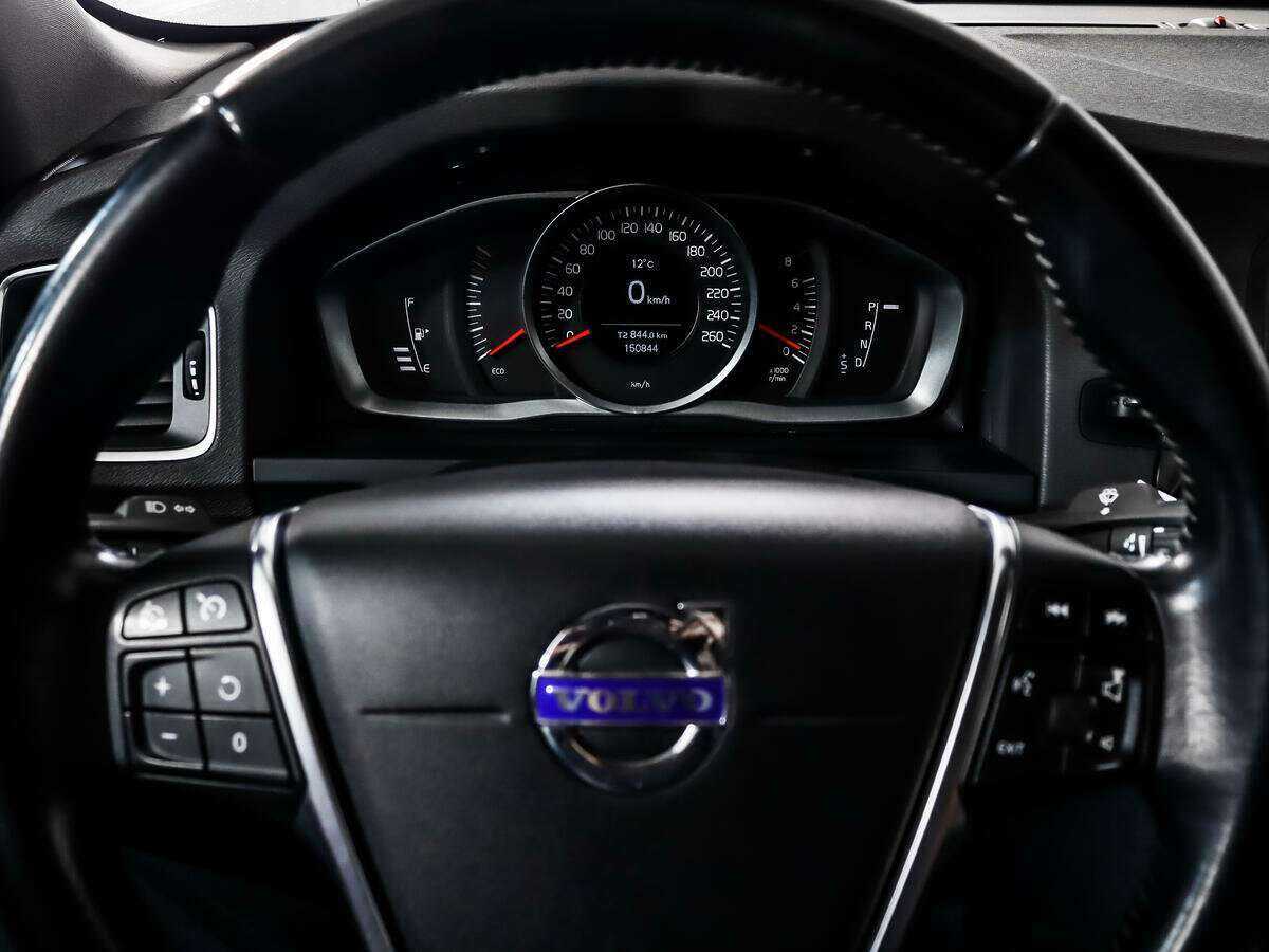 Купить Volvo S60 с пробегом. Фото: #15