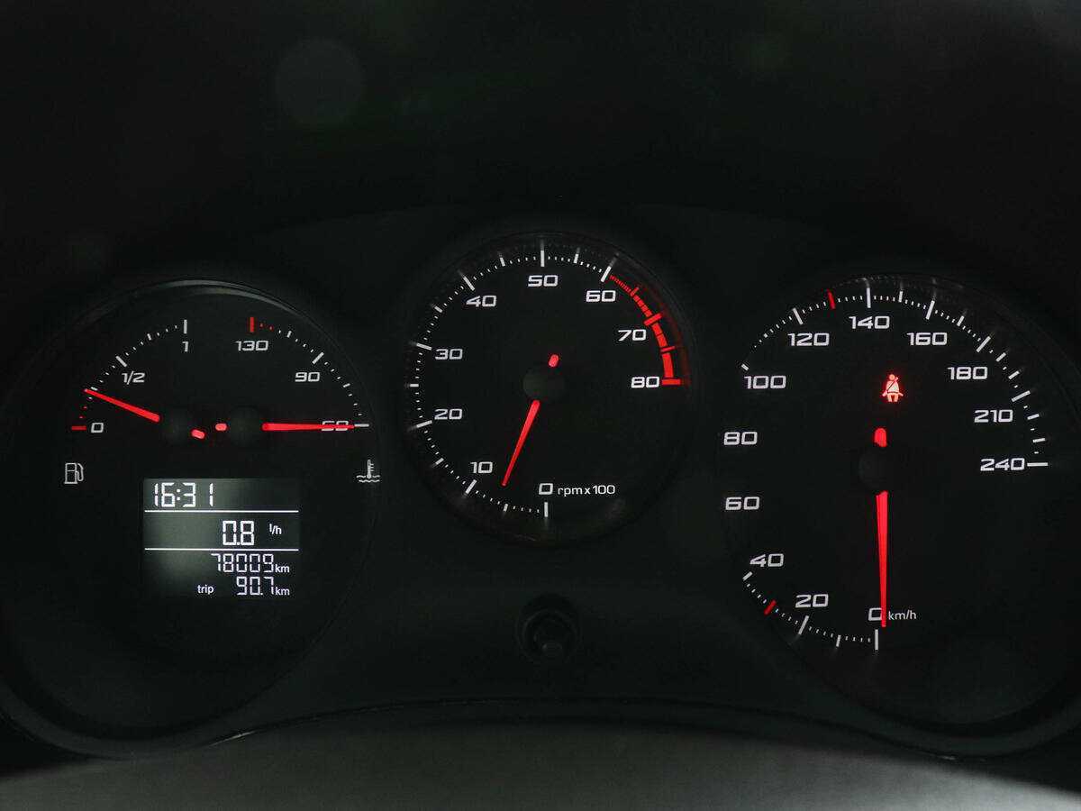 Купить SEAT Leon с пробегом. Фото: #8