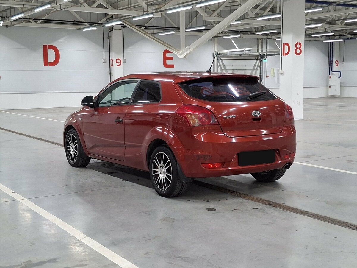 Купить Kia Ceed с пробегом. Фото: #6