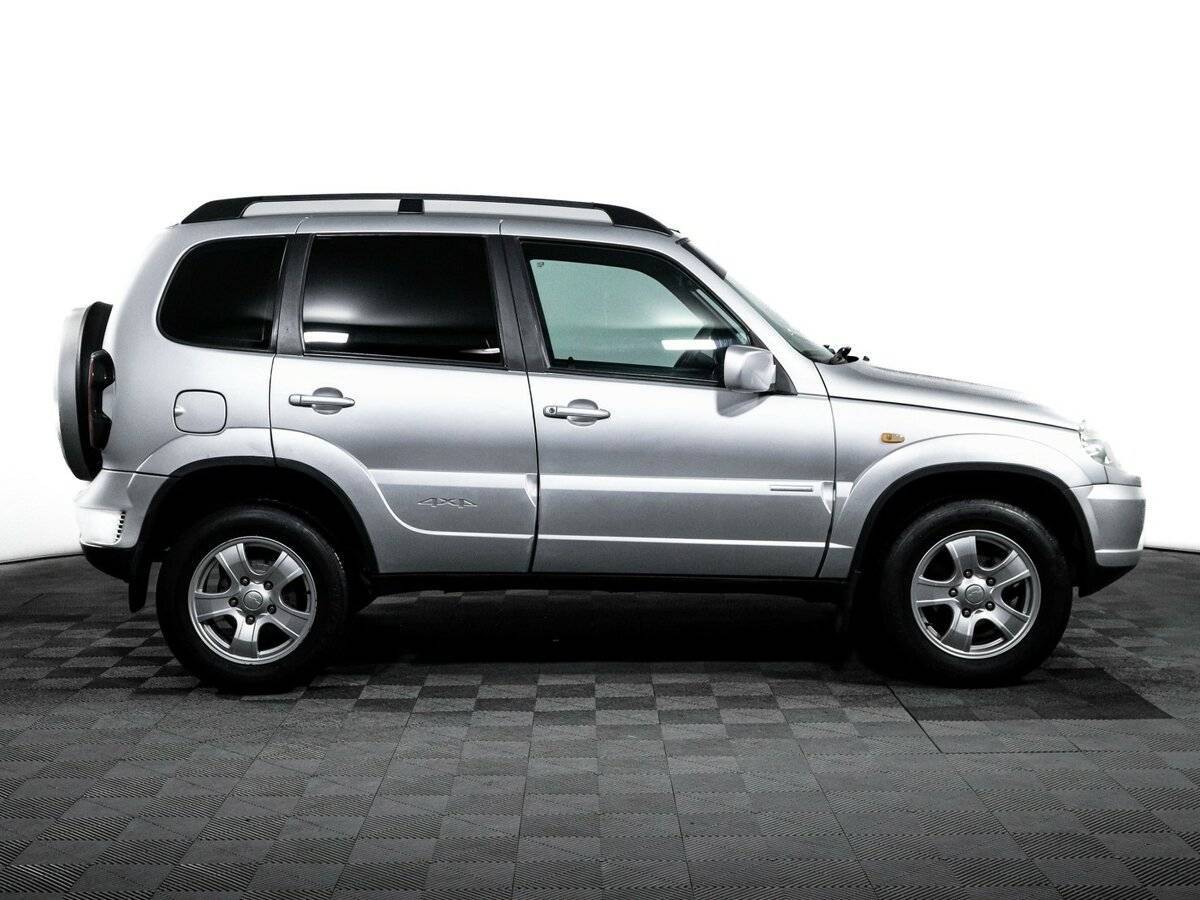 Купить Chevrolet Niva с пробегом. Фото: #3