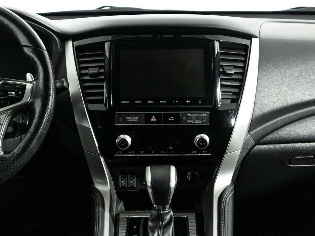Купить Mitsubishi Pajero Sport с пробегом. Фото: #13