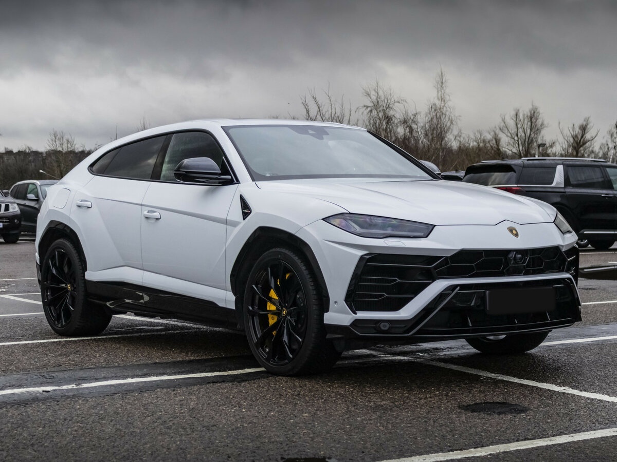 Купить Lamborghini Urus с пробегом. Фото: #4