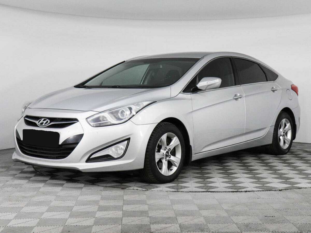 Купить Hyundai i40 с пробегом. Фото: #0