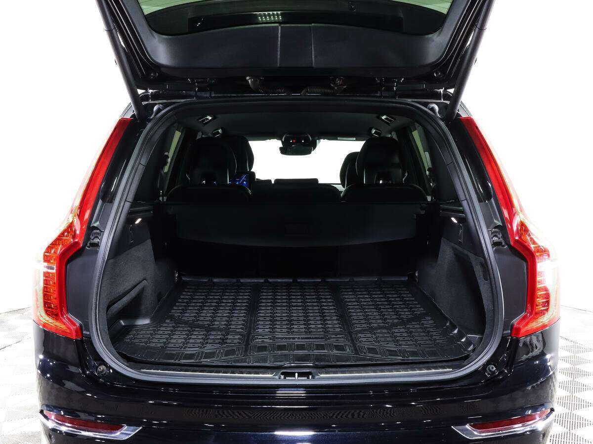 Купить Volvo XC90 с пробегом. Фото: #15
