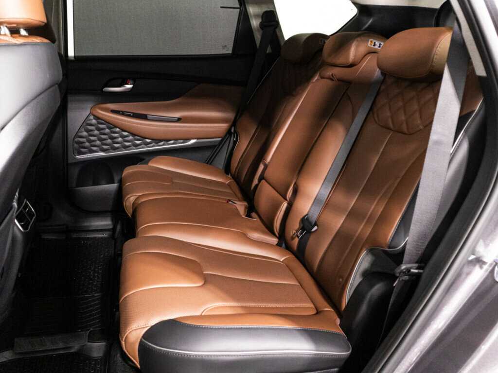 Купить Hyundai Santa Fe с пробегом. Фото: #9