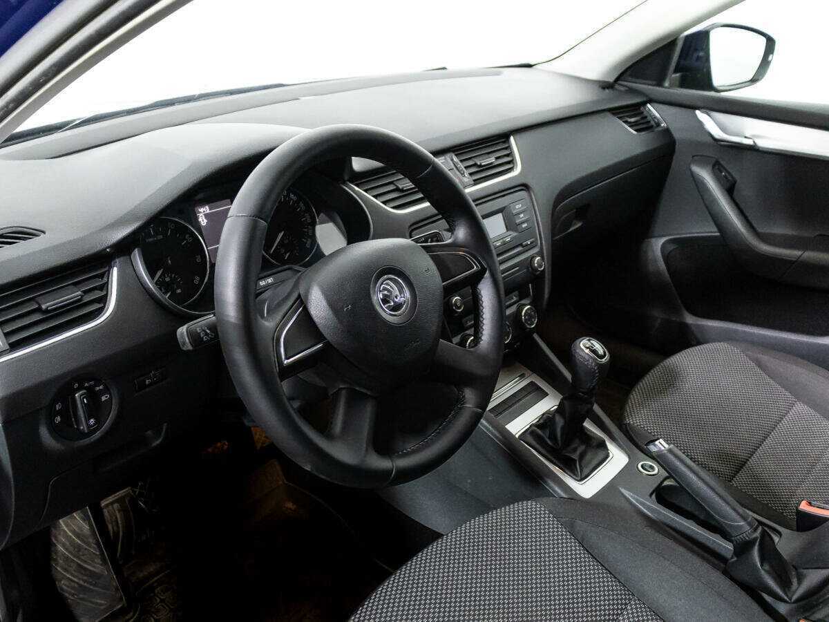 Купить Skoda Octavia с пробегом. Фото: #10
