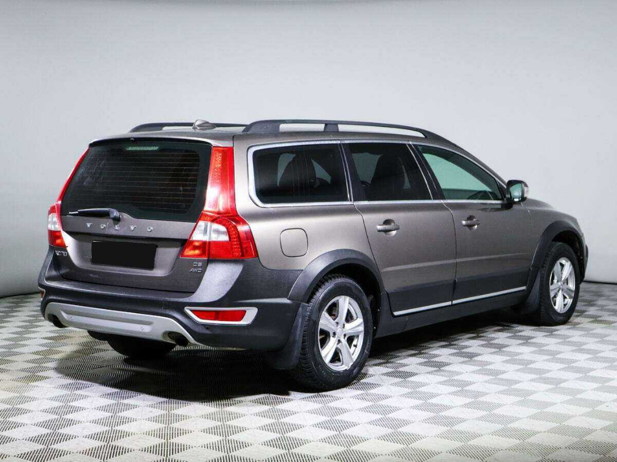 Купить Volvo XC70 с пробегом. Фото: #3