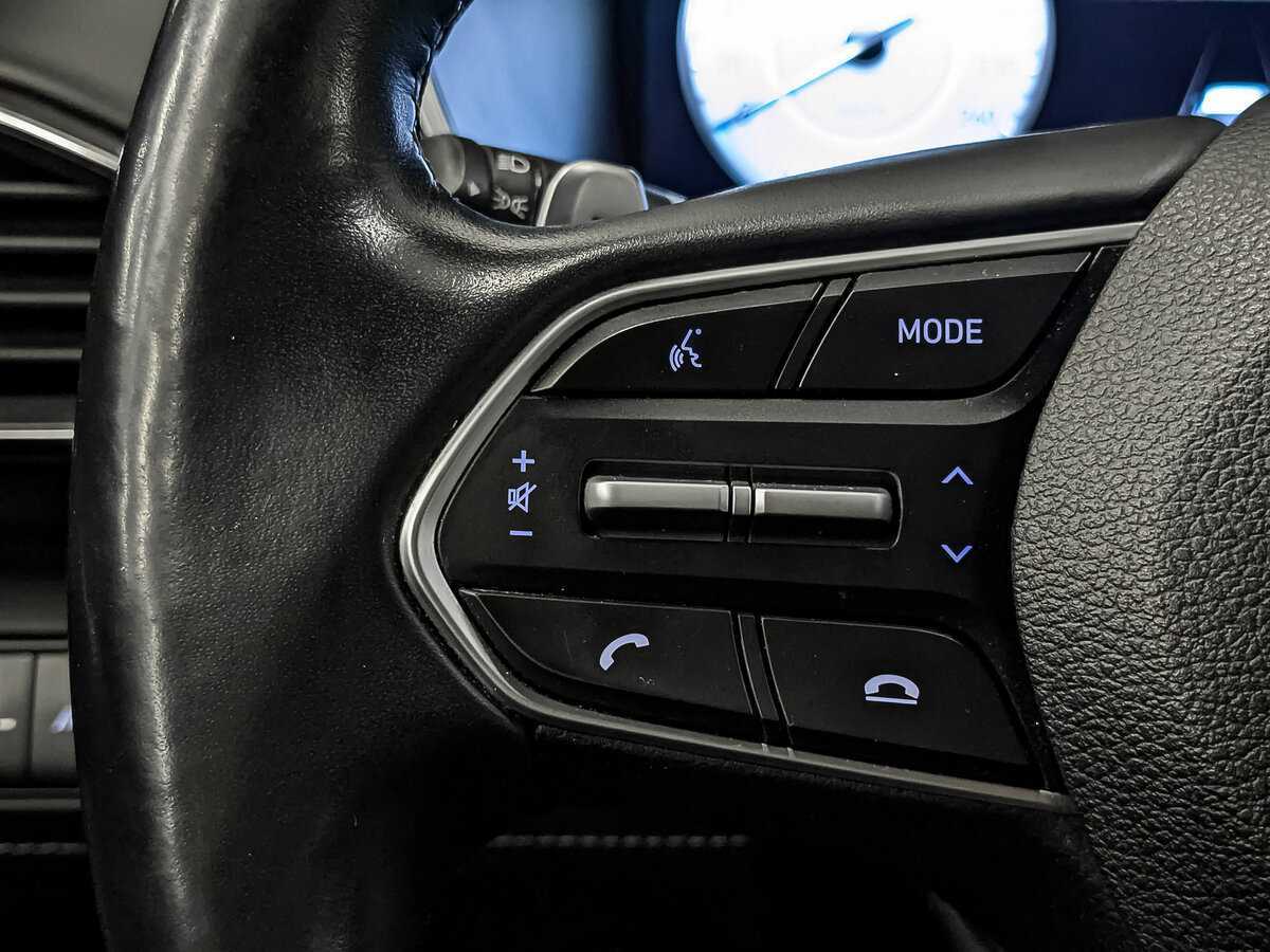 Купить Hyundai Santa Fe с пробегом. Фото: #28
