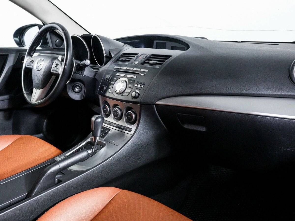 Купить Mazda 3 с пробегом. Фото: #7