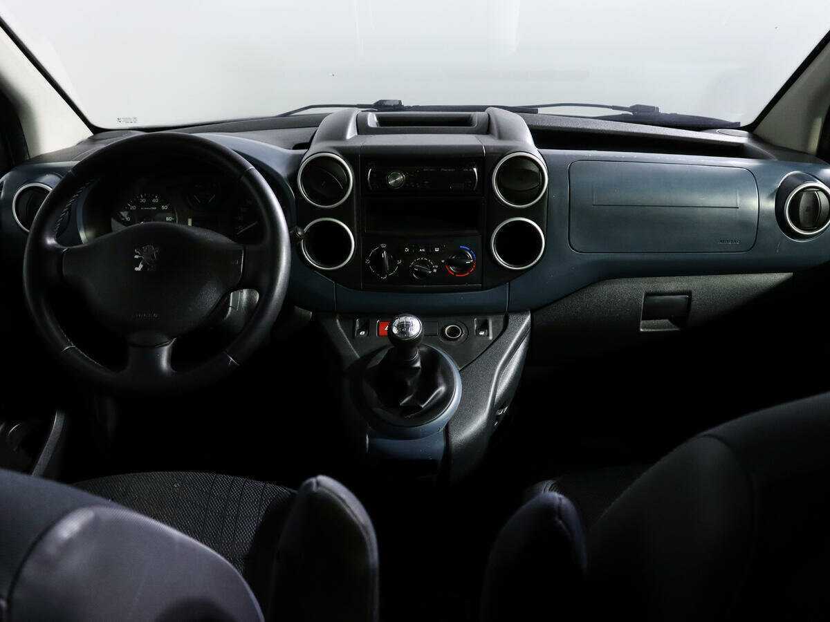 Купить Peugeot Partner с пробегом. Фото: #9