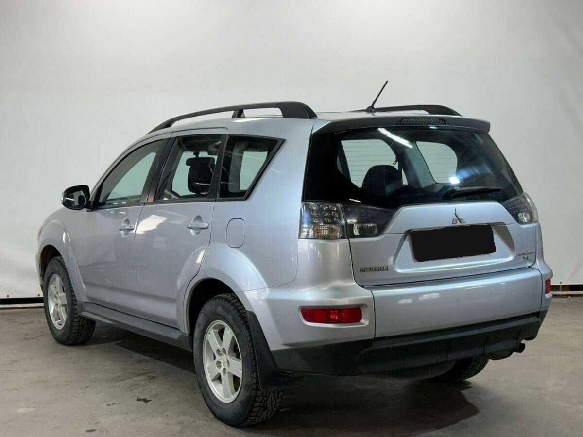 Купить Mitsubishi Outlander с пробегом. Фото: #6