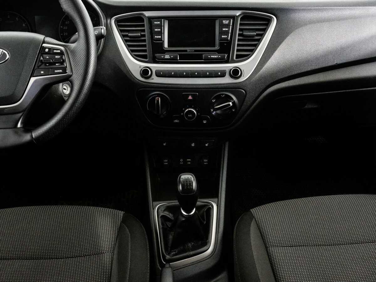 Купить Hyundai Solaris с пробегом. Фото: #10