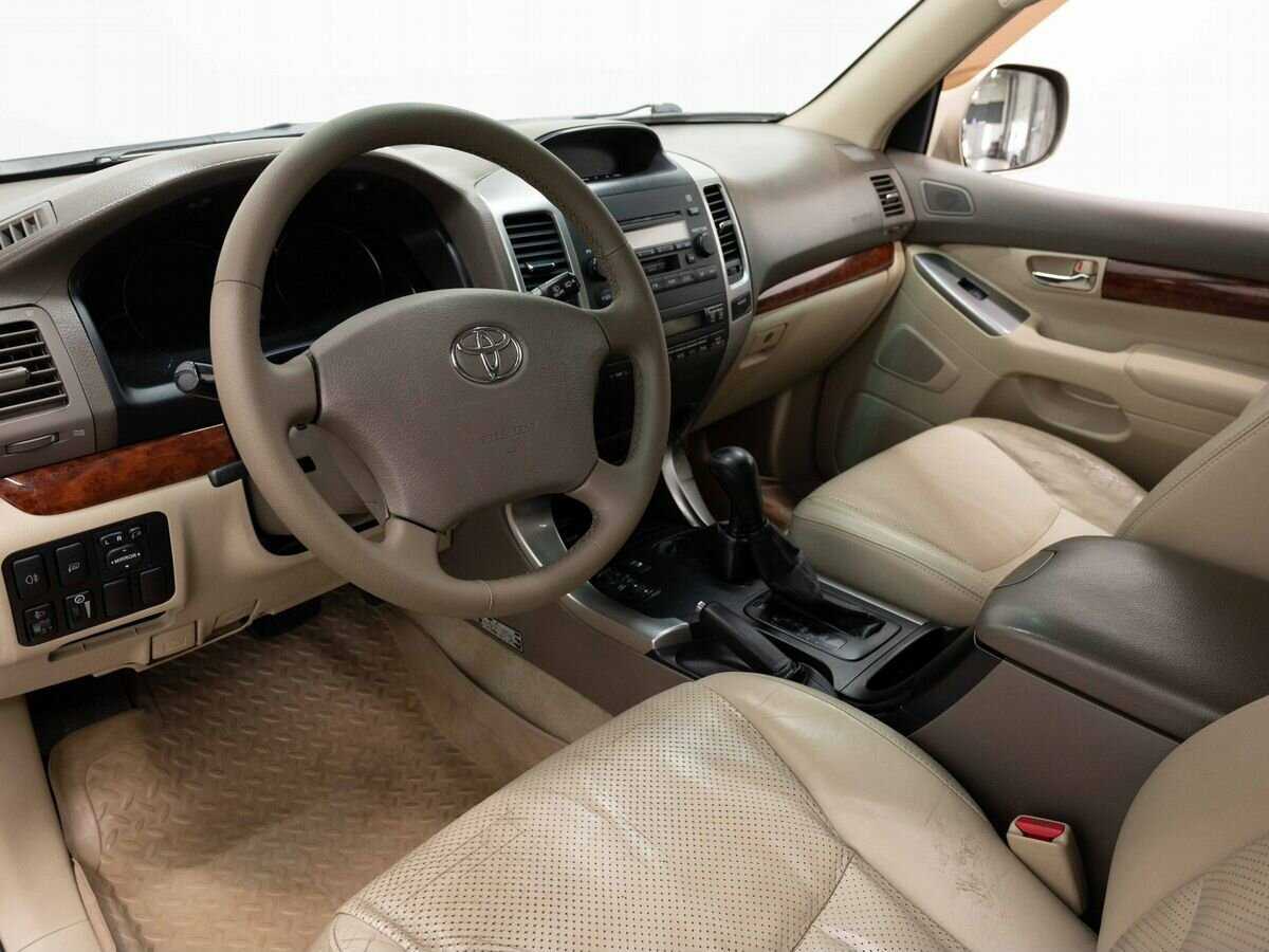 Купить Toyota Land Cruiser Prado с пробегом. Фото: #6