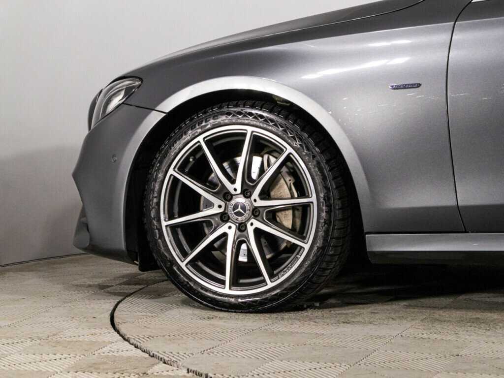 Купить Mercedes-Benz E-Класс с пробегом. Фото: #24
