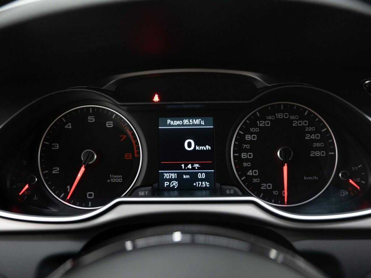 Купить Audi A4 allroad с пробегом. Фото: #19