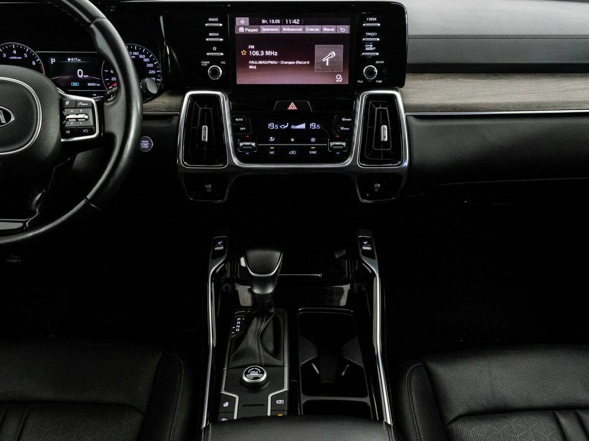 Купить Kia Sorento с пробегом. Фото: #11