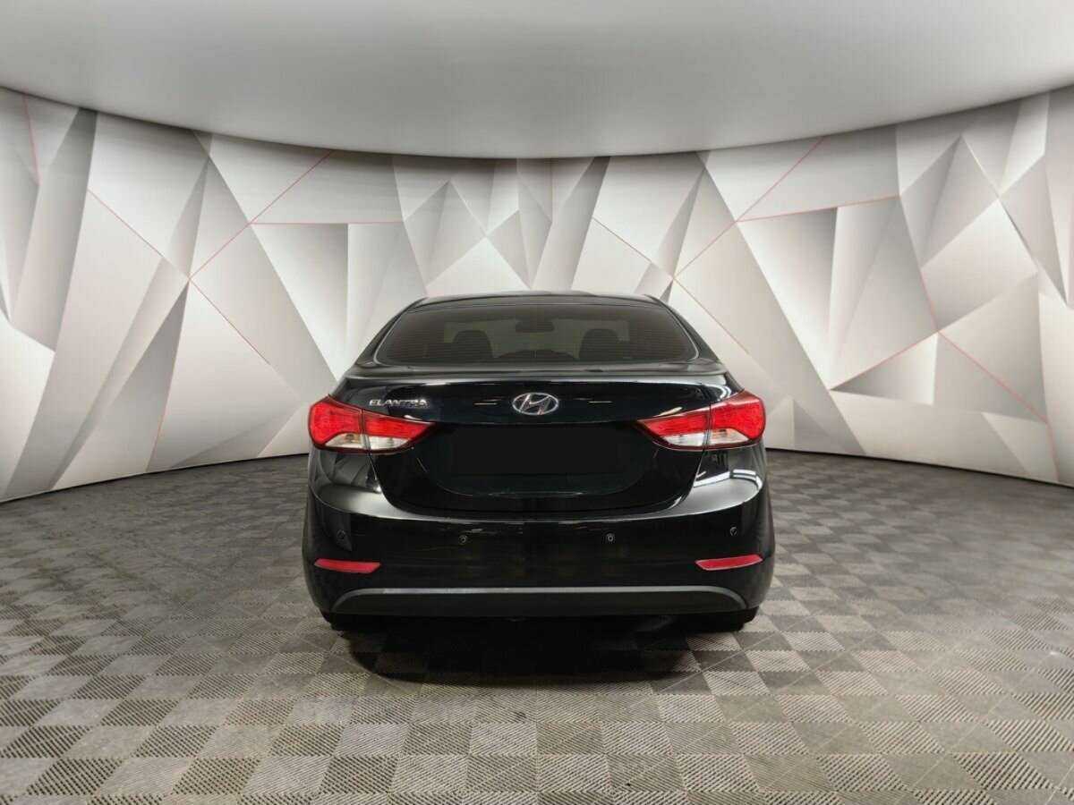 Купить Hyundai Elantra с пробегом. Фото: #7