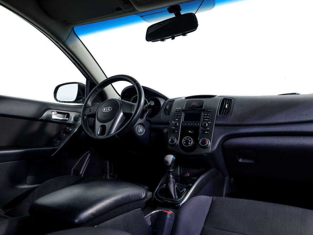 Купить Kia Cerato с пробегом. Фото: #7