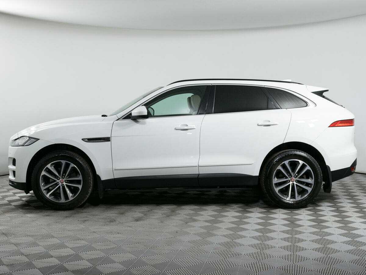 Купить Jaguar F-Pace с пробегом. Фото: #7