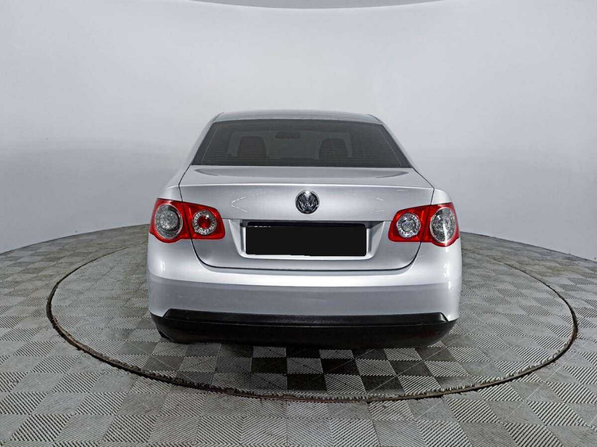 Купить Volkswagen Jetta с пробегом. Фото: #5