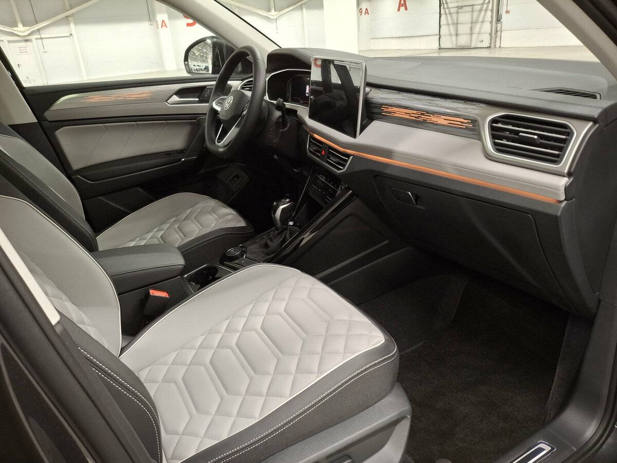 Купить Volkswagen Tayron с пробегом. Фото: #10
