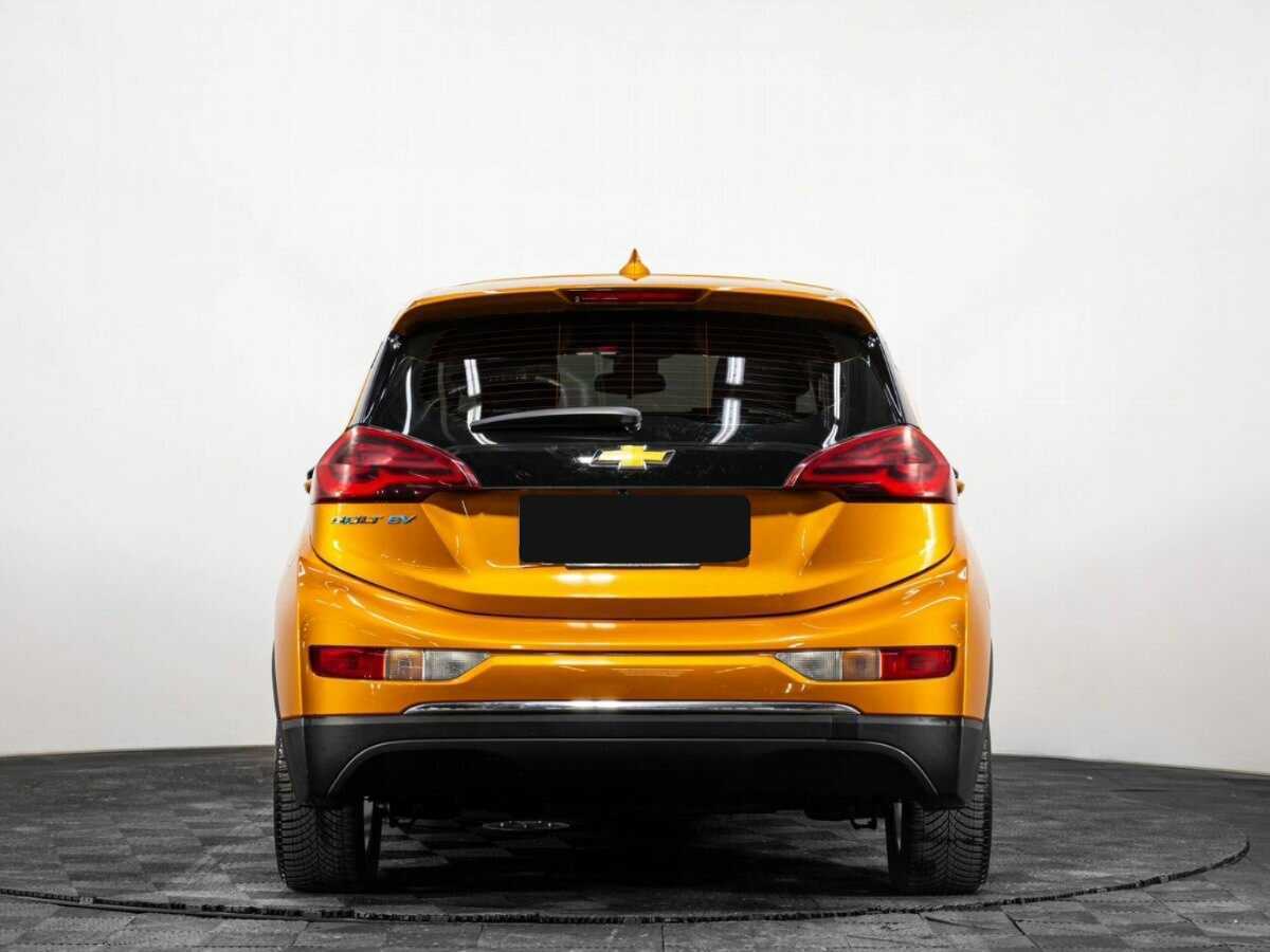 Купить Chevrolet Bolt с пробегом. Фото: #4