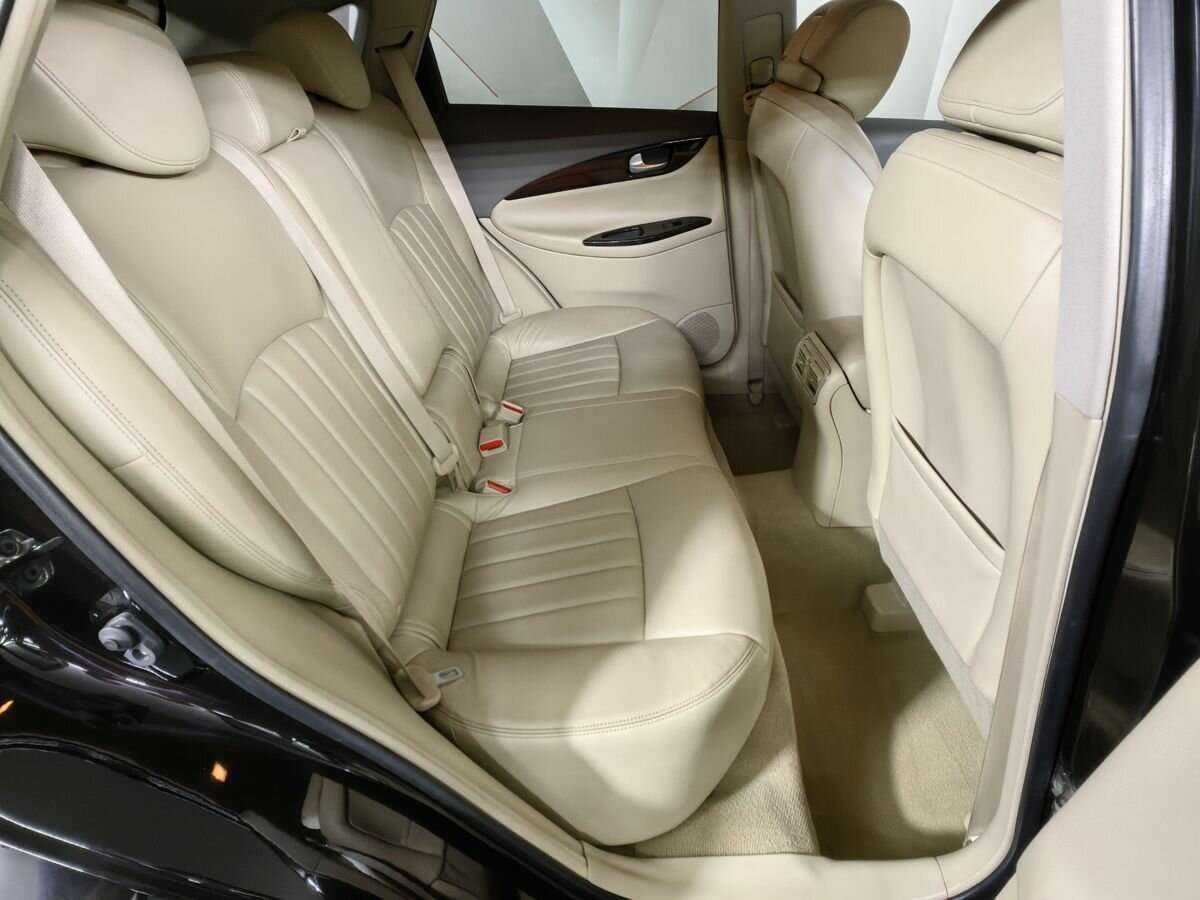 Купить Infiniti EX с пробегом. Фото: #11