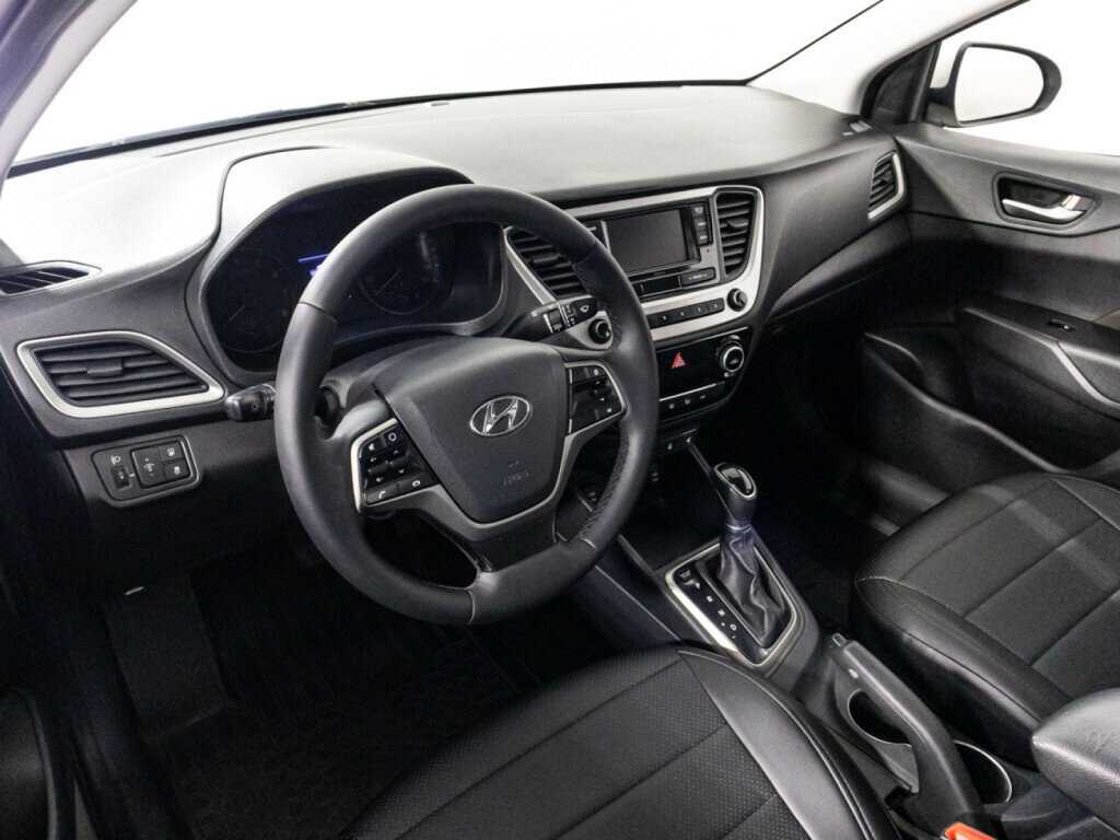 Купить Hyundai Solaris с пробегом. Фото: #10