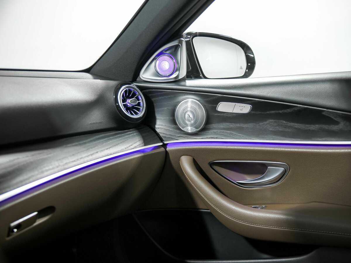 Купить Mercedes-Benz E-Класс с пробегом. Фото: #12
