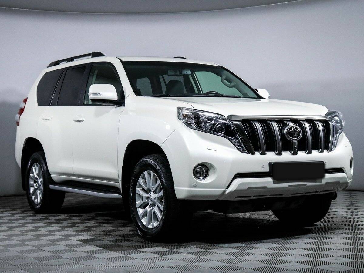 Купить Toyota Land Cruiser Prado с пробегом. Фото: #2