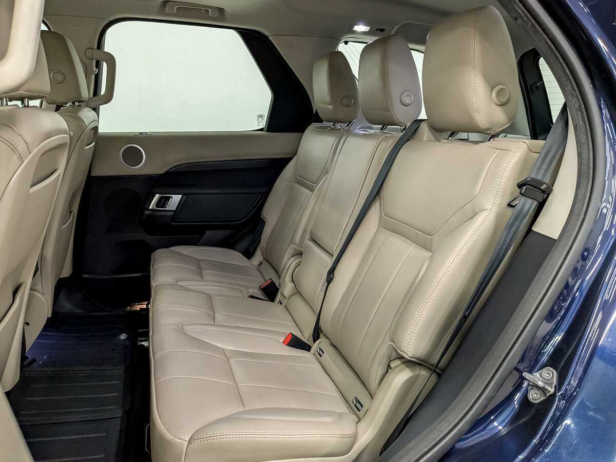 Купить Land Rover Discovery с пробегом. Фото: #11